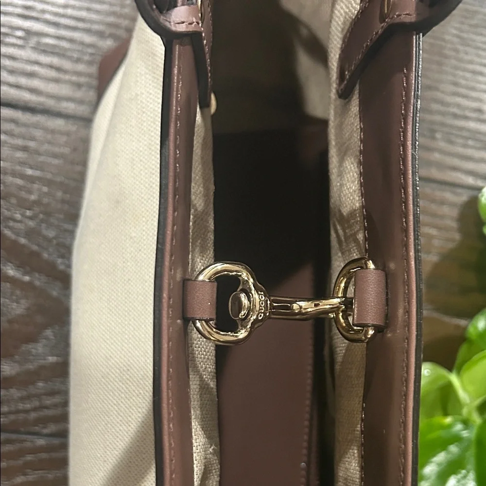 Gucci Craft Canvas & Leather Tote Bag - Picture 6 of 12